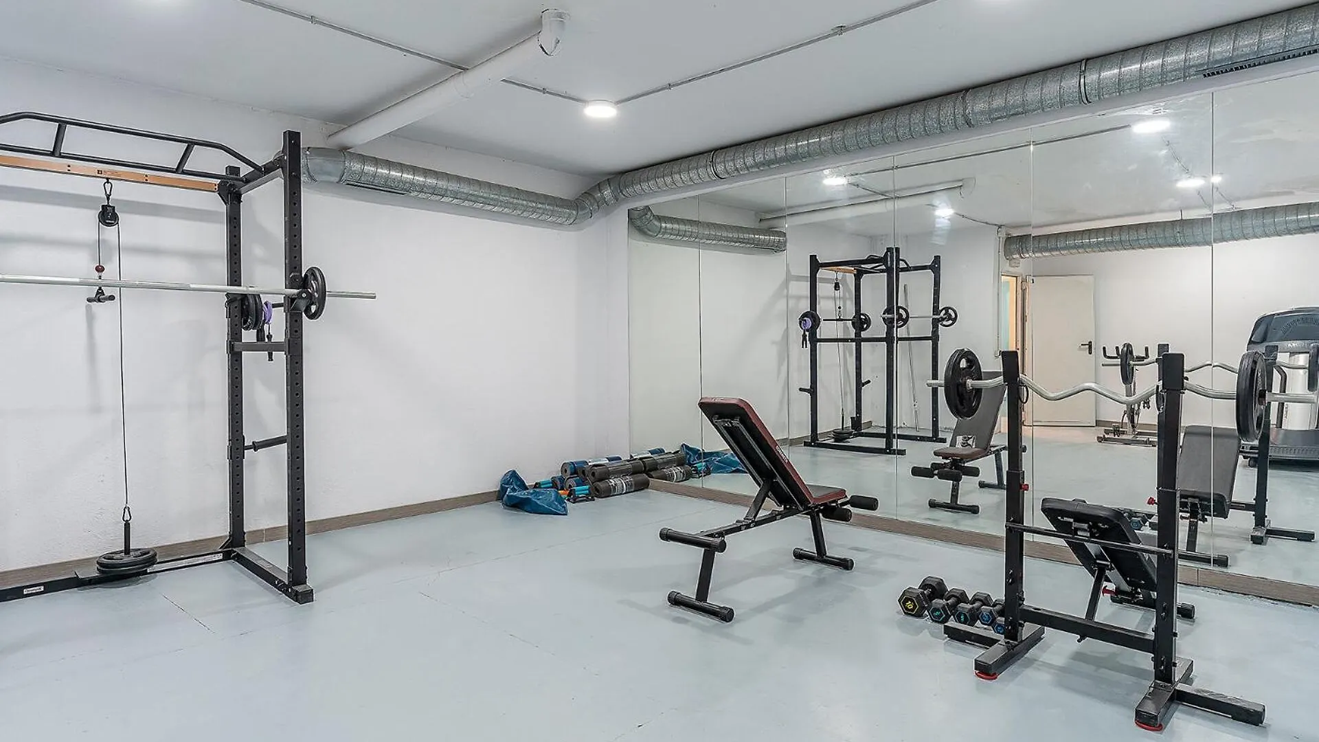 4239 - Ab Duplex Santa Coloma III Apartment Barcelona